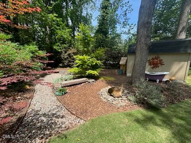 404 S Montreal Court, Cary, NC 27511