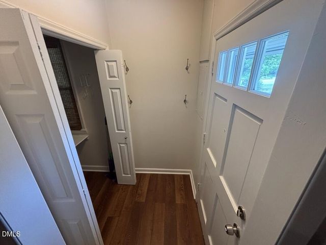 404 S Montreal Court, Cary, NC 27511