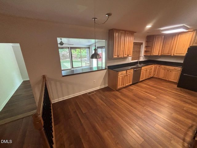404 S Montreal Court, Cary, NC 27511