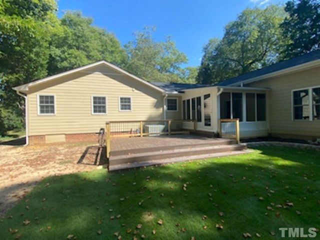 404 S Montreal Court, Cary, NC 27511