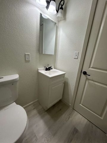 2934 Morgan Drive, Dallas, TX 75241