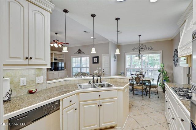 593 Turtle Lane, Brandon, MS 39047