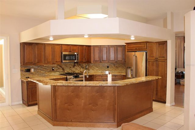 2303 OXFORD COURT, Safety Harbor, FL 34695