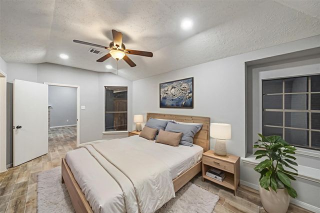 3818 Red Fir Drive, Houston, TX 77088