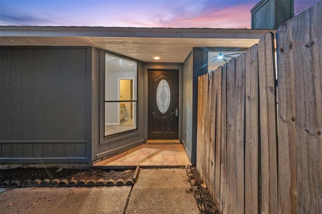 3818 Red Fir Drive, Houston, TX 77088