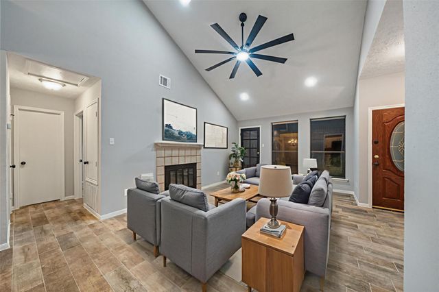 3818 Red Fir Drive, Houston, TX 77088