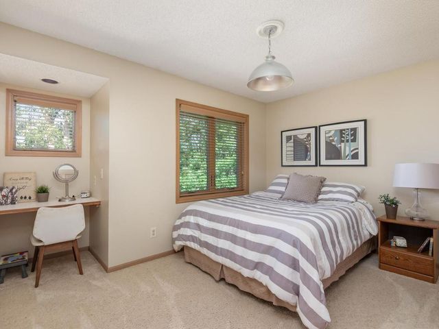 8401 Passfield Turn, Maple Grove, MN 55311