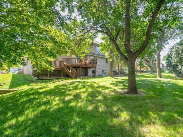 8401 Passfield Turn, Maple Grove, MN 55311