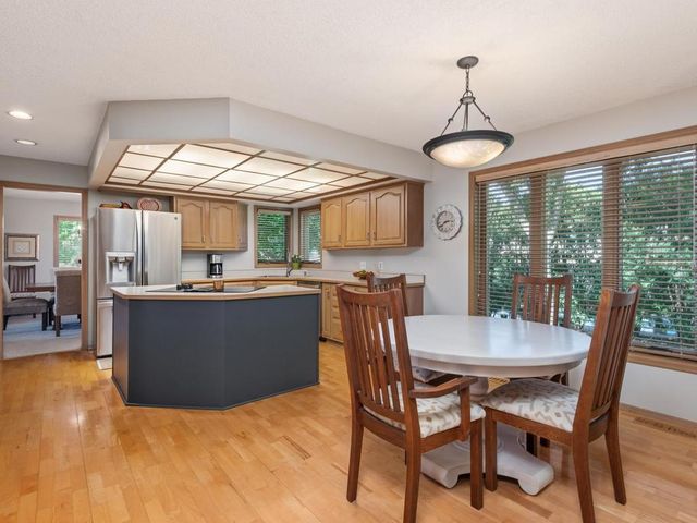 8401 Passfield Turn, Maple Grove, MN 55311