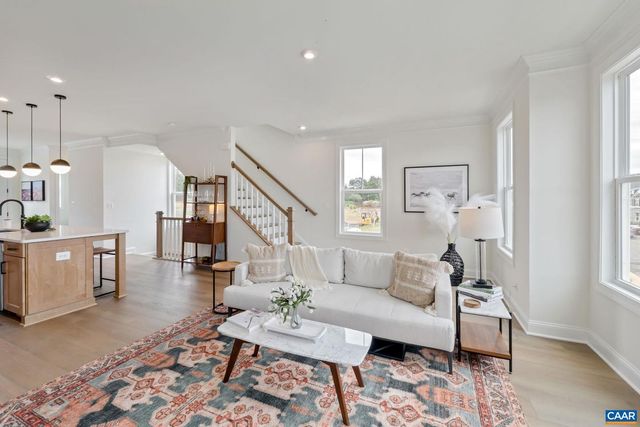 14 FORBES DR, Charlottesville, VA 22911