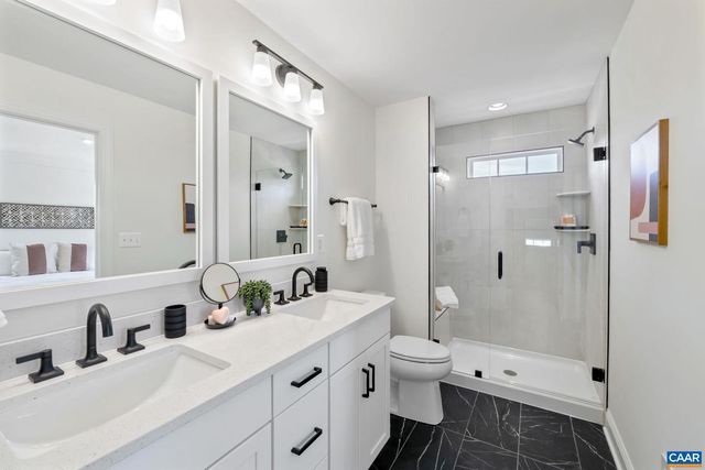 14 FORBES DR, Charlottesville, VA 22911