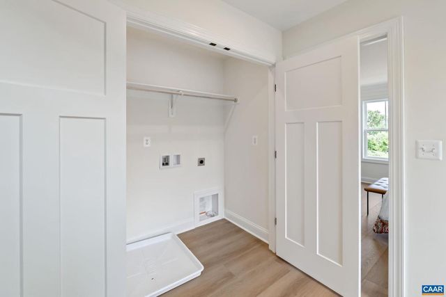 14 FORBES DR, Charlottesville, VA 22911