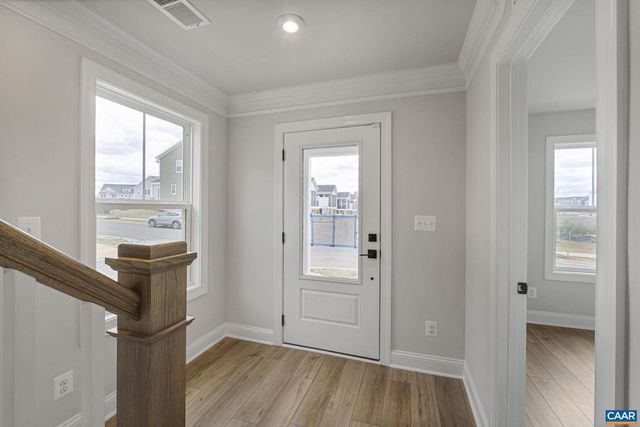 14 FORBES DR, Charlottesville, VA 22911