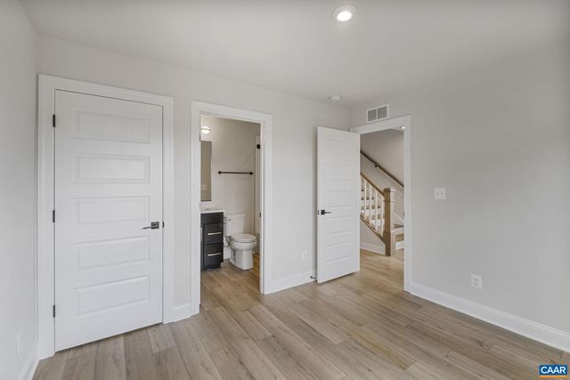 14 FORBES DR, Charlottesville, VA 22911