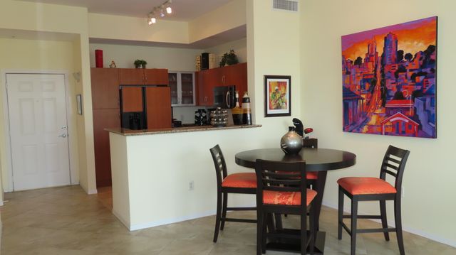 806 E WINDWARD Way 604, Lantana, FL 33462