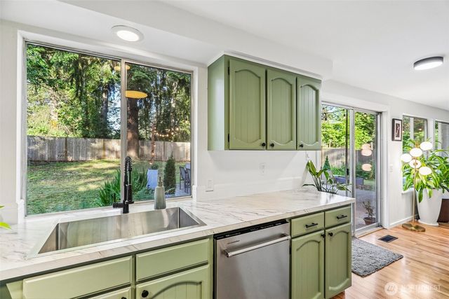 16707 24th Drive SE, Bothell, WA 98012