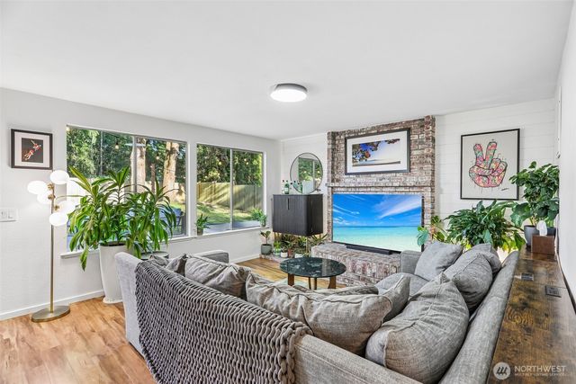 16707 24th Drive SE, Bothell, WA 98012