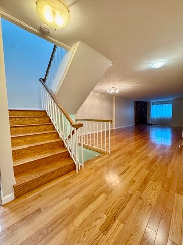 22 Celestial Way 22, Salem, MA 01970