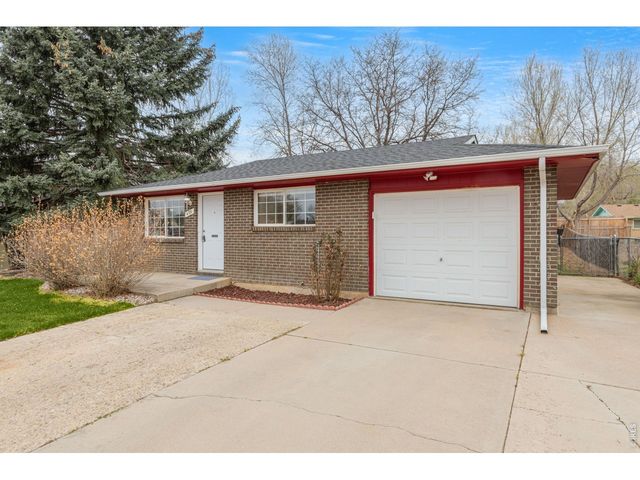 439 Dickson St, Longmont, CO 80504