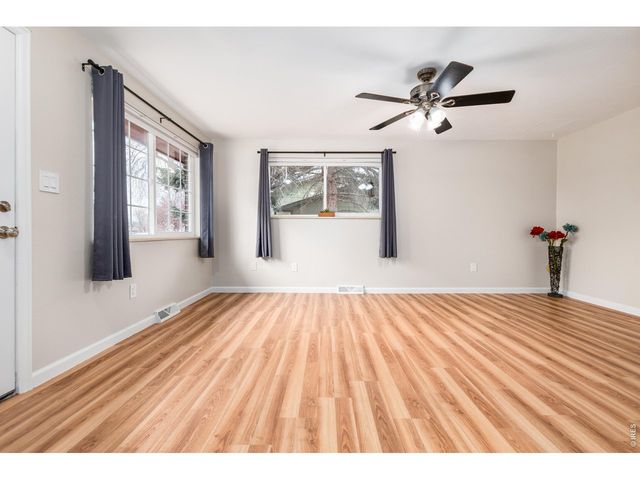 439 Dickson St, Longmont, CO 80504