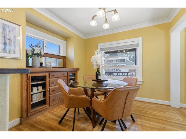 1541 Se MALDEN St, Portland, OR 97202