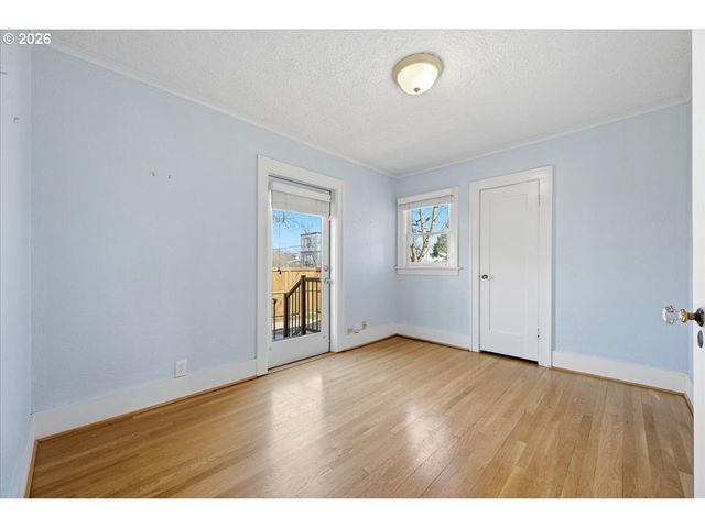 1541 Se MALDEN St, Portland, OR 97202