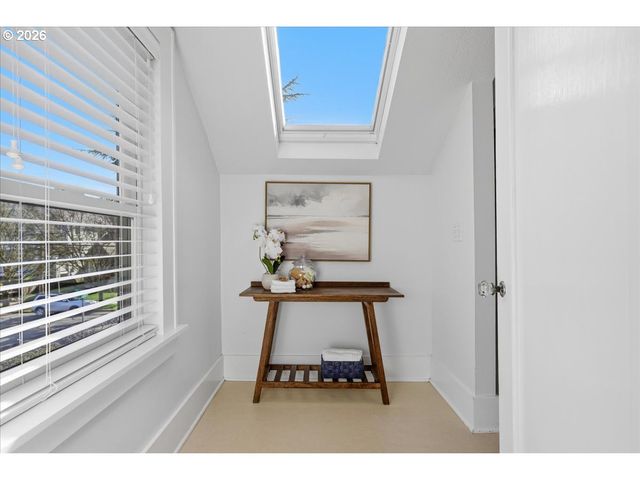 1541 Se MALDEN St, Portland, OR 97202