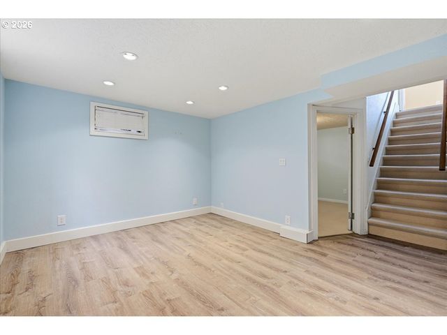 1541 Se MALDEN St, Portland, OR 97202