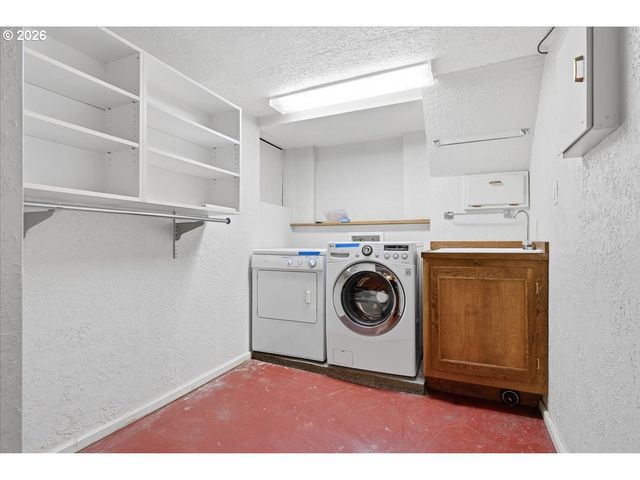 1541 Se MALDEN St, Portland, OR 97202