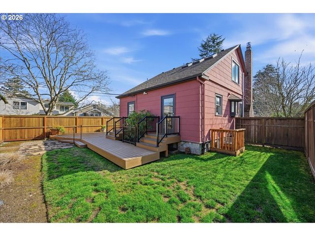 1541 Se MALDEN St, Portland, OR 97202