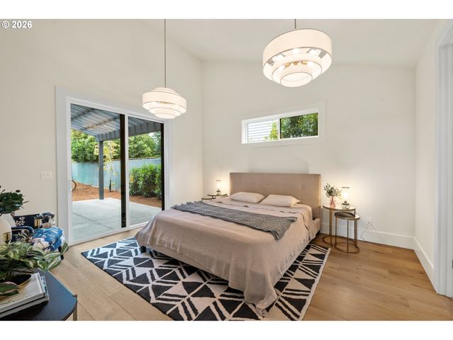 4011 Ne 17th Ave, Portland, OR 97212