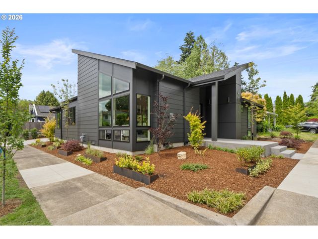 4011 Ne 17th Ave, Portland, OR 97212