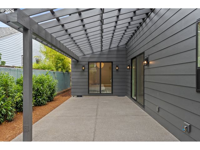 4011 Ne 17th Ave, Portland, OR 97212