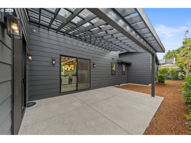 4011 Ne 17th Ave, Portland, OR 97212