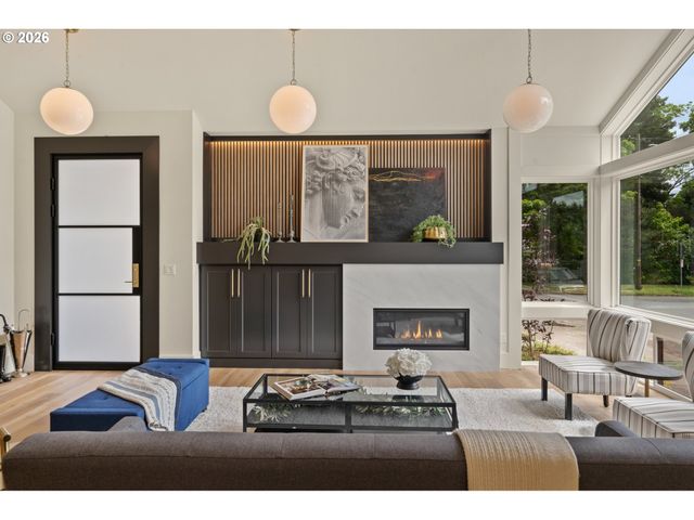 4011 Ne 17th Ave, Portland, OR 97212