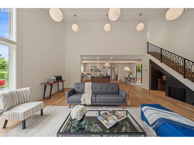 4011 Ne 17th Ave, Portland, OR 97212