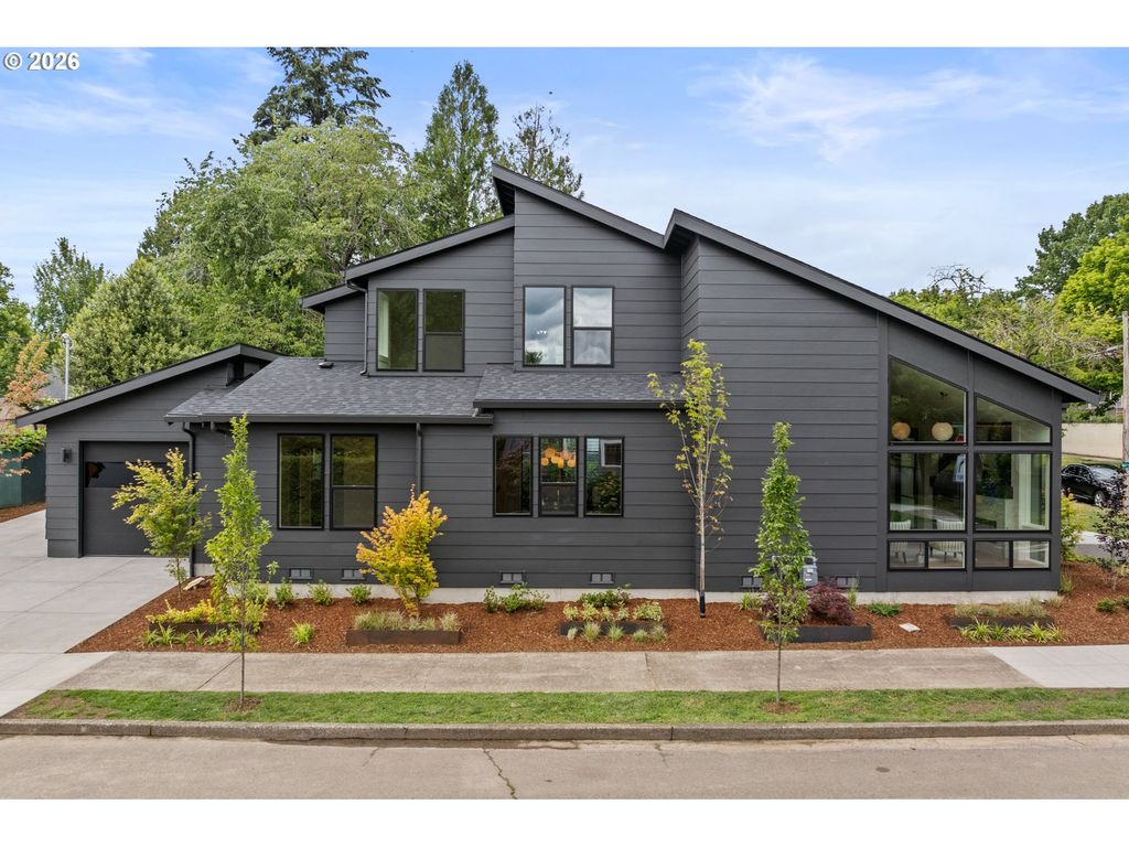 4011 Ne 17th Ave, Portland, OR 97212