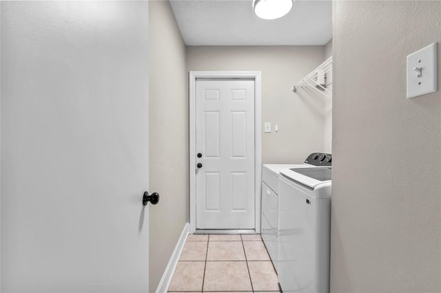 2124 Tower Bridge Road, Pearland, TX 77581