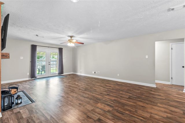 2124 Tower Bridge Road, Pearland, TX 77581