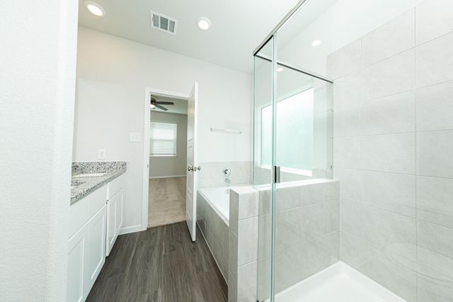 15606 Coneflower Hills Drive, Houston, TX 77090