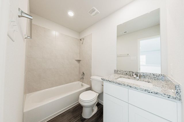 15606 Coneflower Hills Drive, Houston, TX 77090