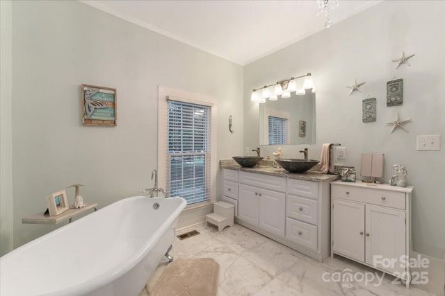 1423 Modena Street, Gastonia, NC 28054