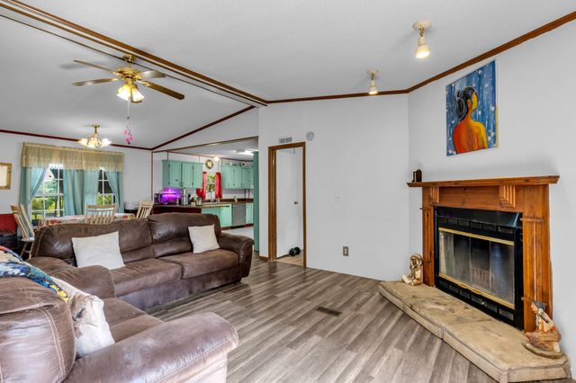 1234 John Lawson Rd, Mcminnville, TN 37110