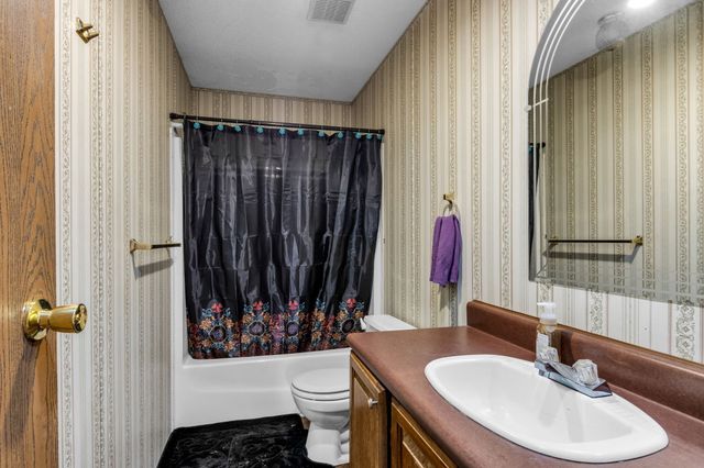 1234 John Lawson Rd, Mcminnville, TN 37110