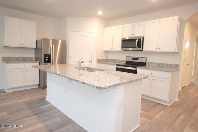 298 Sunset Point Drive, Ormond Beach, FL 32174