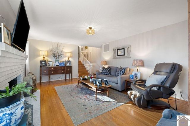 1101 Meadow Lane, Murray, KY 42071