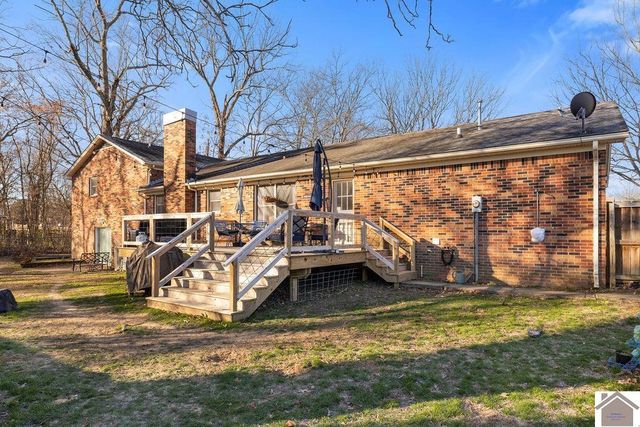 1101 Meadow Lane, Murray, KY 42071