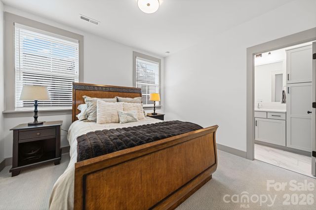 3018 Kalex Court, Charlotte, NC 28204