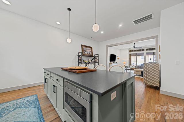 3018 Kalex Court, Charlotte, NC 28204