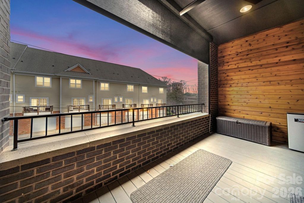 3018 Kalex Court, Charlotte, NC 28204